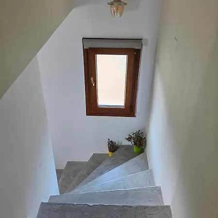 Manos' Edem Agia Marina (Leros)