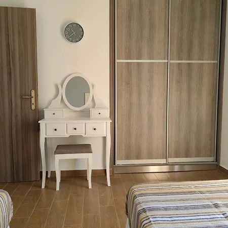 Manos' Edem Casa de Férias