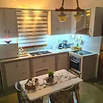 Manos' Edem Holiday home