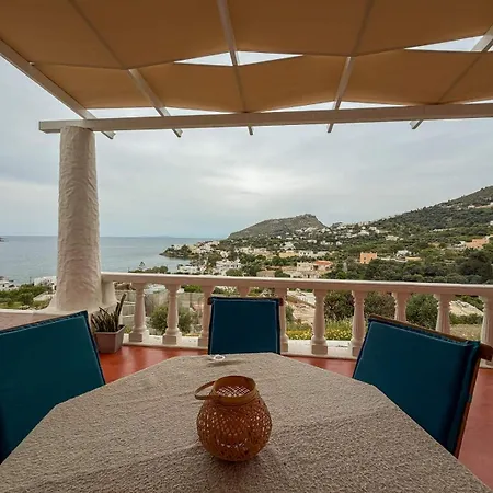 Manos' Edem Holiday home