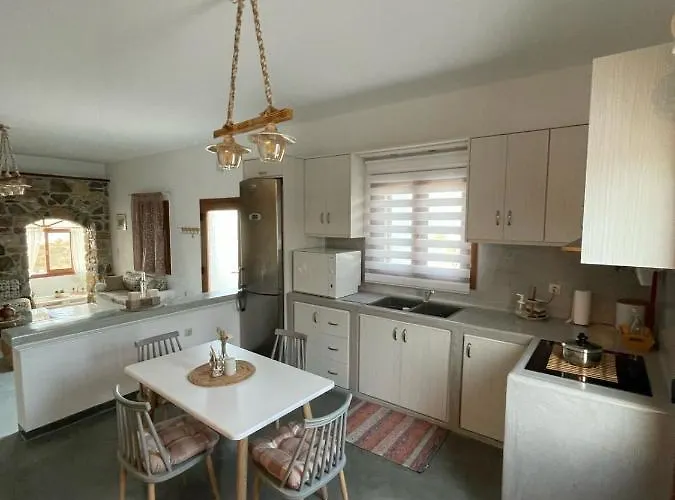 Manos' Edem * Agia Marina (Leros)